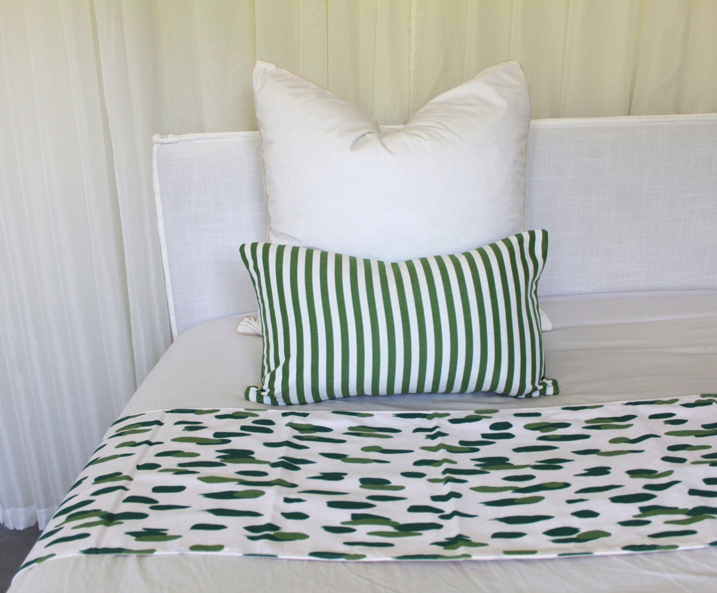 Green dotted Bed runner and Cushion cover bed set