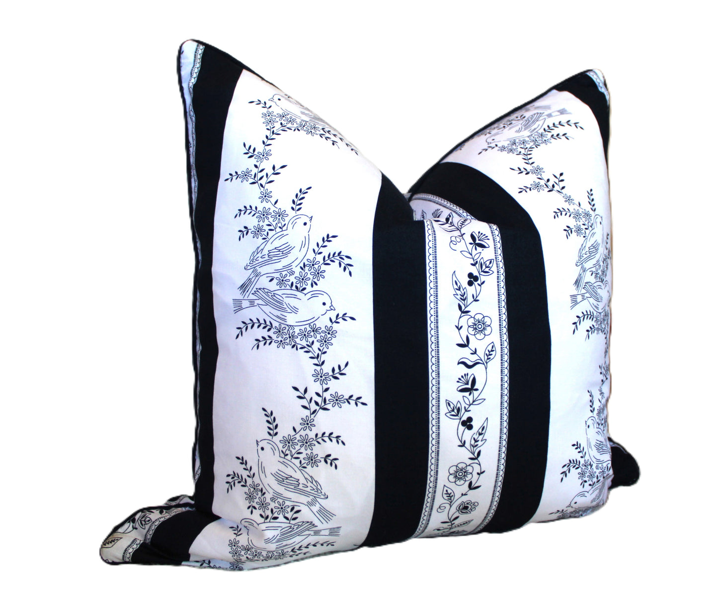 Singing Bird Cushion cover