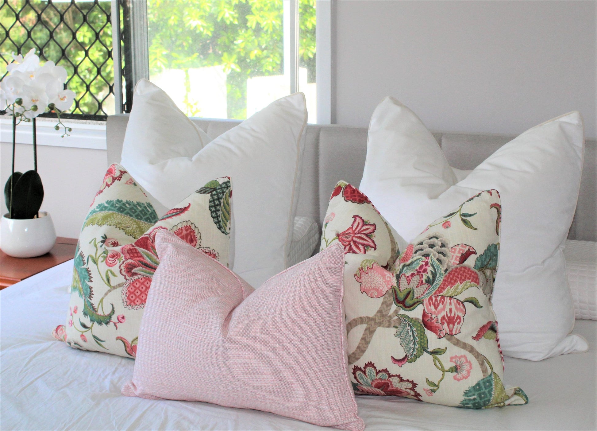 P. Kaufmann Brissac Jewel in Pink Decorative Pillow Cover. 